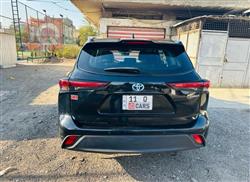 تۆیۆتا هایلاندەر